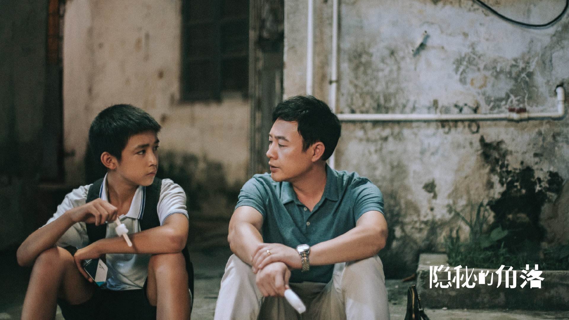 健美比赛:雕塑般躯体展示无尽活力,健美健身比赛