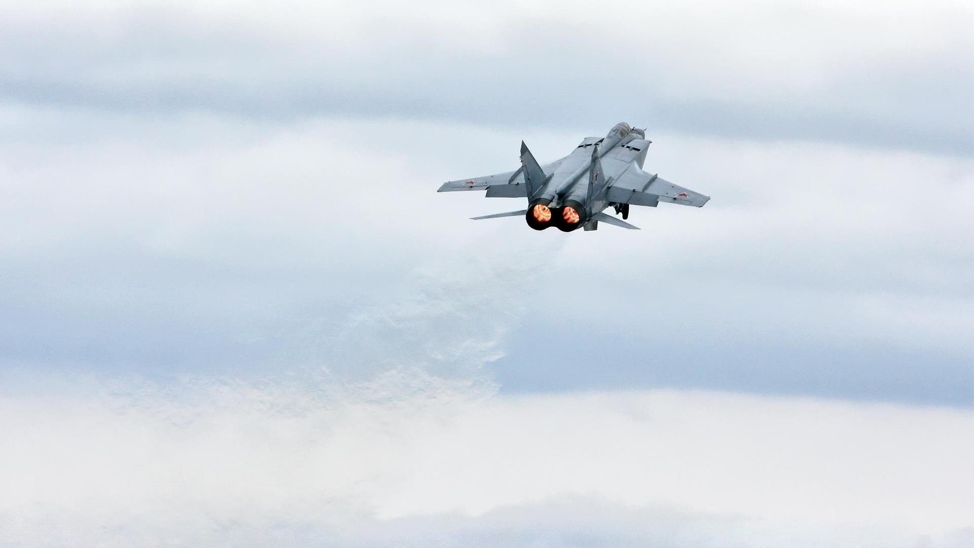 kaiyun开云·官方网站-伯恩利后卫因不当行为被罚重罚款，伯恩利转会